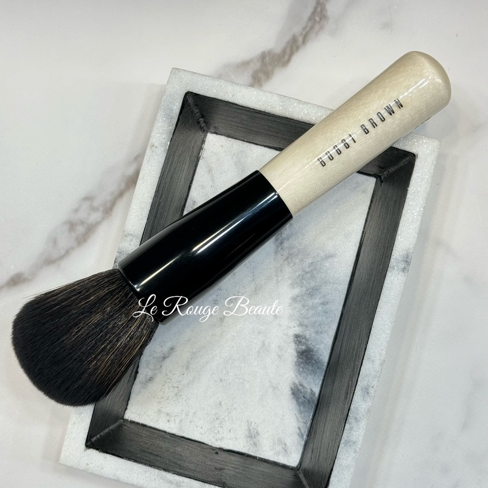 Bobbi Brown Bronzer Brush - Sealed New